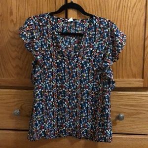 Gap floral top